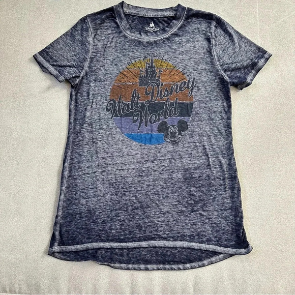 Disney Parks Walt Disney World Mickey Mouse t-shirt. XS. - Picture 1 of 5